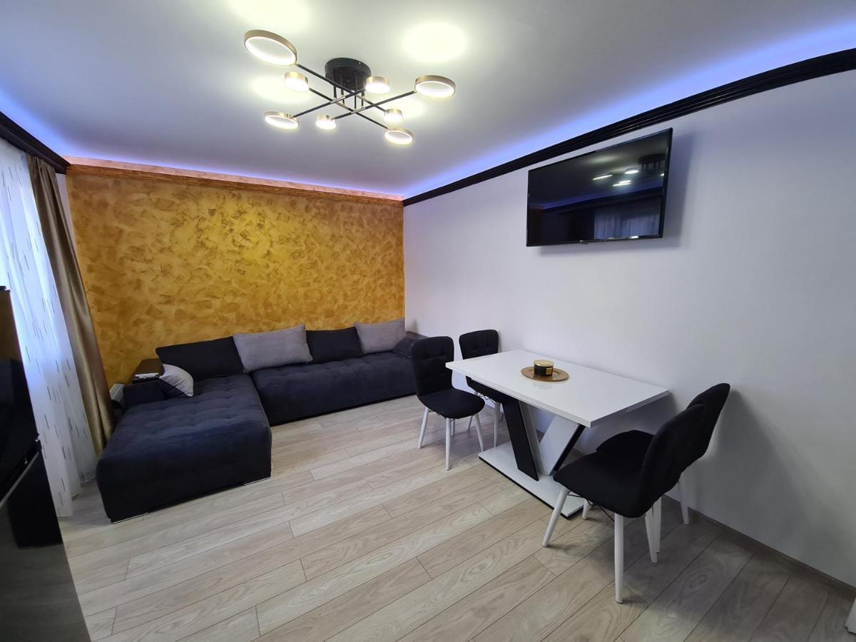 Diamonds House 2 Apartment Lupeni  Екстериор снимка
