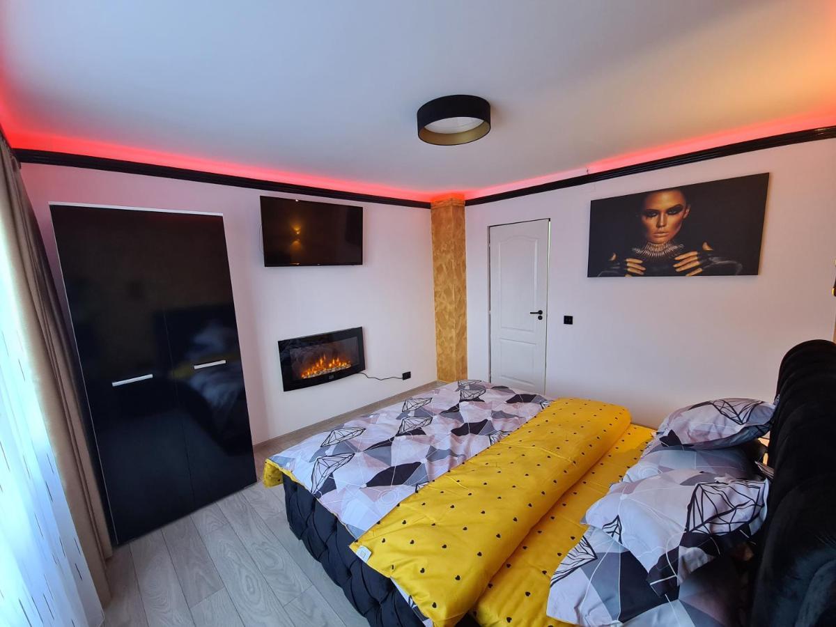 Diamonds House 2 Apartment Lupeni  Екстериор снимка