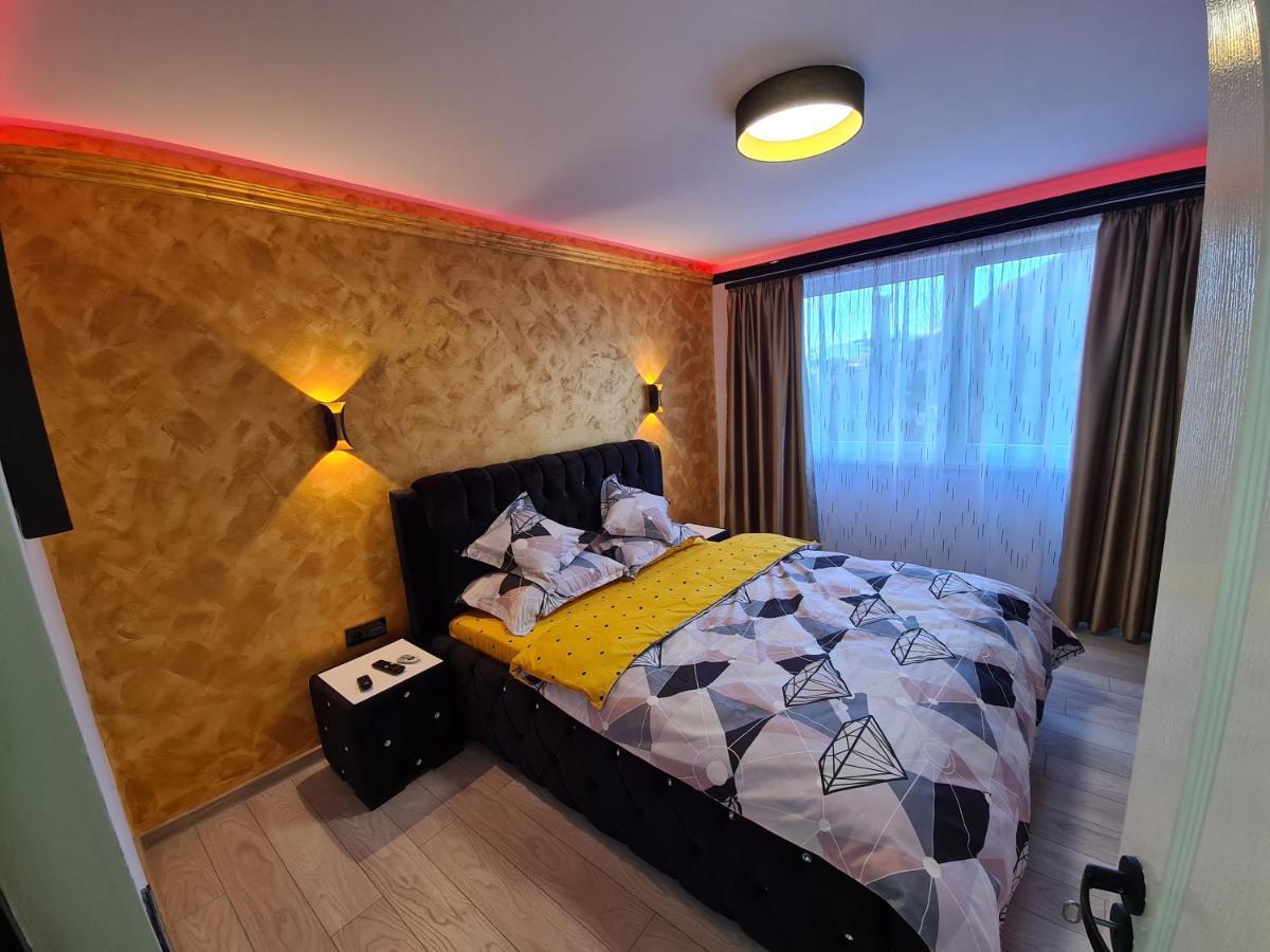 Diamonds House 2 Apartment Lupeni  Екстериор снимка